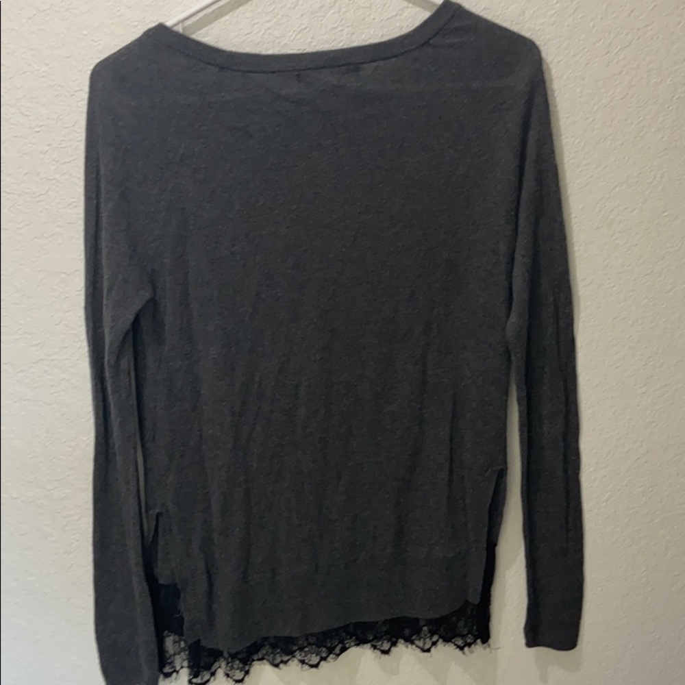 LACE DETAIL SWEATER SIZE XS